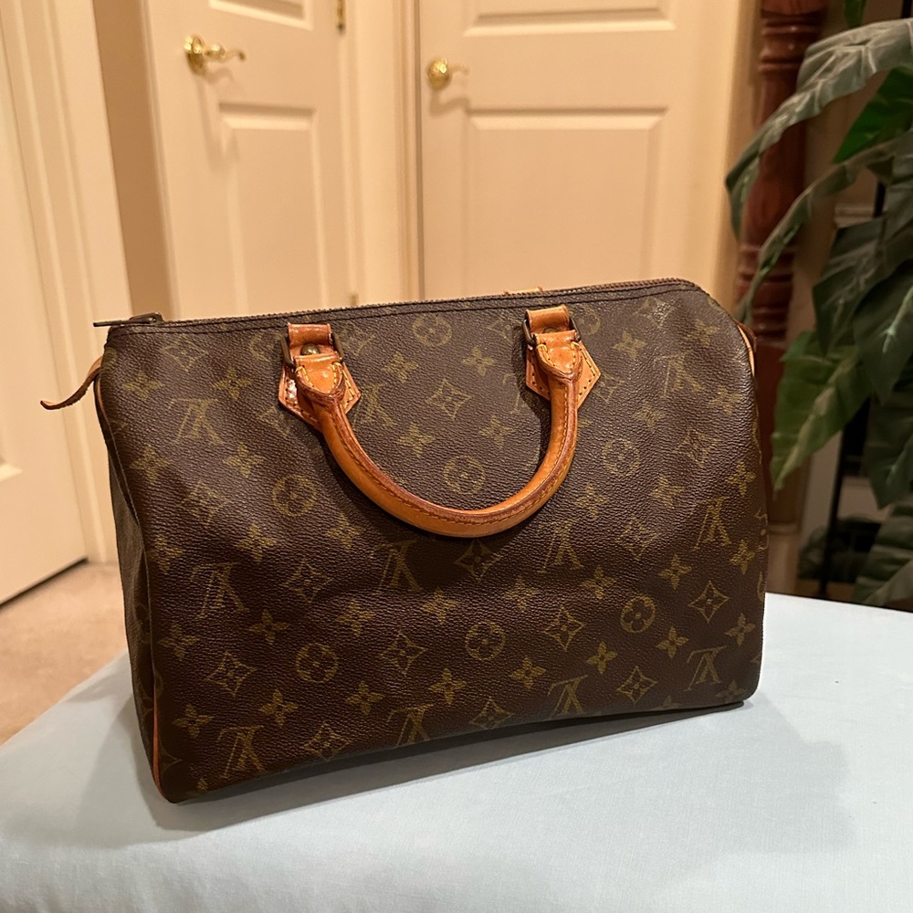 Authentic Louis Vuitton Speedy 30